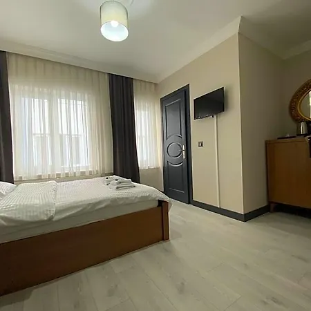 Ozdemir 3*